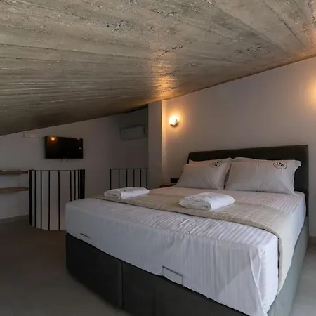 Kedl Junior カラマタ