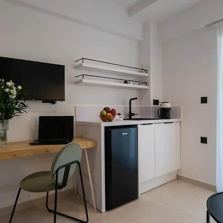 アパート Kedl Junior カラマタ